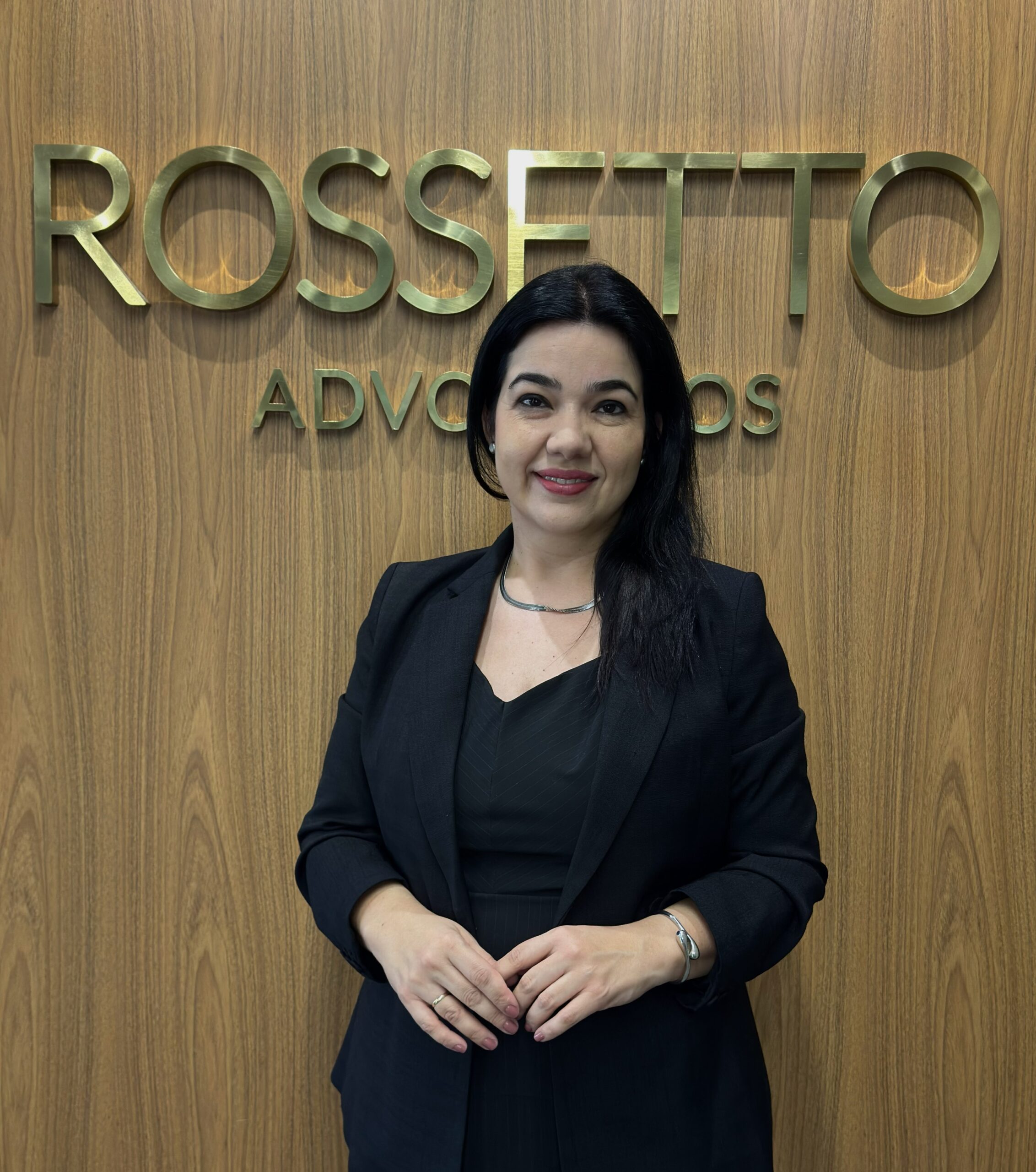 https://rossettoadvogados.com.br/wp-content/uploads/2026/04/IMG_8937-SITE-scaled.jpg